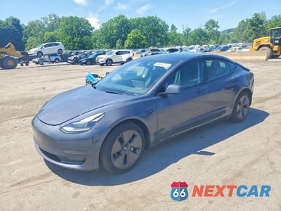 2023 TESLA MODEL 3 5YJ3E1EAXPF669166 - główne zdjęcie licytacji z USA - miniatura