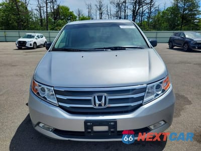 Piąte zdjęcie samochodu w środku: 2011 HONDA ODYSSEY EXL VIN:5FNRL5H60BB060353 - miniatura