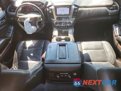 Zdjęcie 8 z 13 samochodu: 2019 CHEVROLET SUBURBAN K1500 LT VIN:1GNSKHKC2KR124544 - miniatura