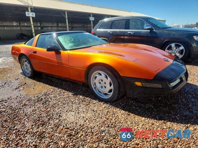 Czwarte zdjęcie samochodu z boku: 1991 CHEVROLET CORVETTE VIN:1G1YY2386M5102364 - miniatura