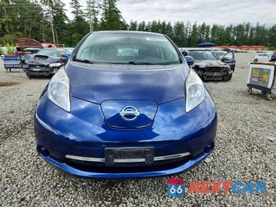 Piąte zdjęcie samochodu w środku: 2016 NISSAN LEAF S VIN:1N4AZ0CP3GC300357 - miniatura