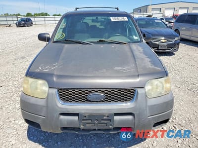 Piąte zdjęcie samochodu w środku: 2004 FORD ESCAPE XLT VIN:1FMYU03104DA17712 - miniatura
