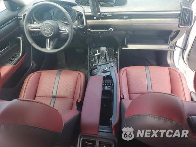 Zdjęcie 8 z 12 samochodu: 2026 MAZDA CX-50 PREMIUM PLUS VIN:7MMVAAEW7TN159658 - miniatura