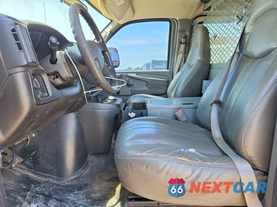 Zdjęcie 7 z 13 samochodu: 2007 CHEVROLET EXPRESS G2500 VIN:1GCGG25V071106849 - miniatura