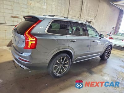 Trzecie zdjęcie samochodu z tyłu: 2017 VOLVO XC90 T6 VIN:YV4A22PK2H1119690 - miniatura