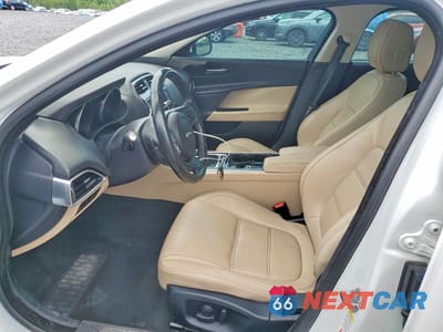 Zdjęcie 7 z 12 samochodu: 2017 JAGUAR XE PRESTIGE VIN:SAJAE4BG0HA965391 - miniatura