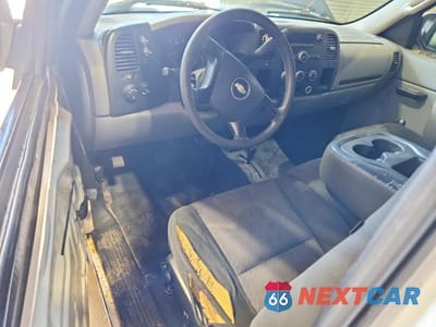Zdjęcie 8 z 12 samochodu: 2011 CHEVROLET SILVERADO K1500 VIN:1GCNKPEA8BZ260929 - miniatura