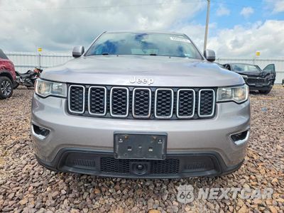 Piąte zdjęcie samochodu w środku: 2020 JEEP 4X4 LAREDO VIN:1C4RJFAG1LC371710 - miniatura