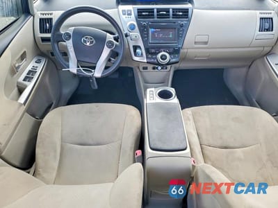Zdjęcie 8 z 12 samochodu: 2012 TOYOTA PRIUS VIN:JTDZN3EU9C3025648 - miniatura