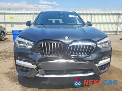 Piąte zdjęcie samochodu w środku: 2019 BMW X3 SDRIVE30I VIN:5UXTR7C52KLR53568 - miniatura