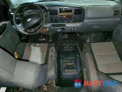 Zdjęcie 8 z 12 samochodu: 2006 FORD F250 SUPER DUTY VIN:1FTSW21576EC71937 - miniatura