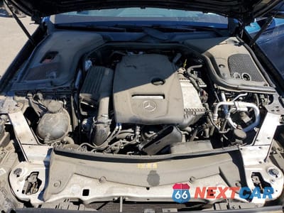 Zdjęcie 11 z 12 samochodu: 2017 MERCEDES-BENZ E 300 4MATIC VIN:WDDZF4KB8HA121429 - miniatura