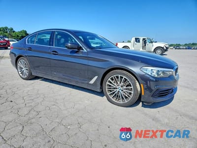 Czwarte zdjęcie samochodu z boku: 2019 BMW 540 I VIN:WBAJE5C5XKG919327 - miniatura
