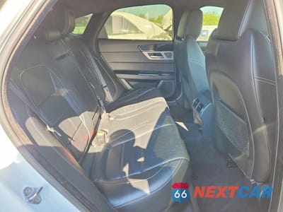 Zdjęcie 10 z 12 samochodu: 2016 JAGUAR XF R - SPORT VIN:SAJBF4BV5GCY16283 - miniatura