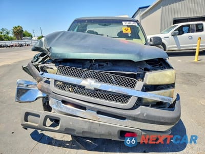 Piąte zdjęcie samochodu w środku: 2004 CHEVROLET SILVERADO C1500 VIN:2GCEC19V141348322 - miniatura