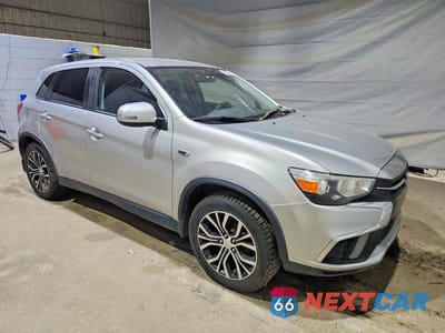 Czwarte zdjęcie samochodu z boku: 2018 MITSUBISHI OUTLANDER SPORT ES VIN:JA4AR3AW5JU013152 - miniatura