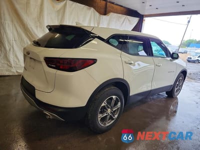 Trzecie zdjęcie samochodu z tyłu: 2023 CHEVROLET BLAZER 2LT VIN:3GNKBHR40PS193915 - miniatura