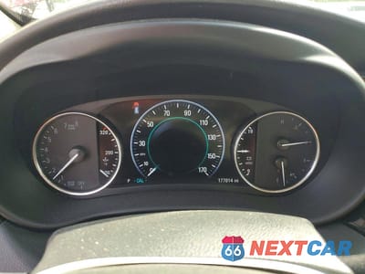 Zdjęcie 9 z 12 samochodu: 2018 BUICK ENVISION PREMIUM VIN:LRBFX3SX7JD056589 - miniatura