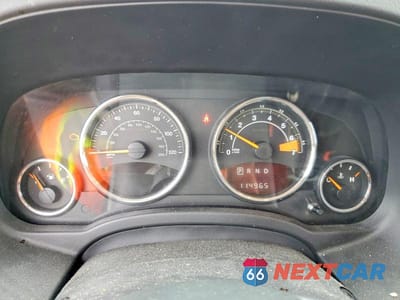 Zdjęcie 9 z 13 samochodu: 2016 JEEP COMPASS LATITUDE VIN:1C4NJDEB2GD581735 - miniatura