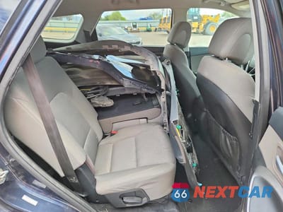 Zdjęcie 11 z 13 samochodu: 2018 HYUNDAI SANTA FE SE VIN:KM8SM4HFXJU270145 - miniatura