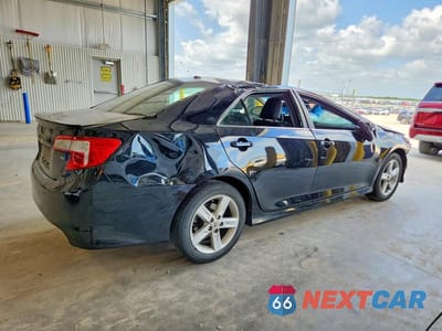 Trzecie zdjęcie samochodu z tyłu: 2012 TOYOTA CAMRY SE VIN:4T1BF1FKXCU101612 - miniatura