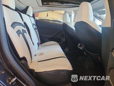 Zdjęcie 10 z 13 samochodu: 2024 TESLA MODEL Y VIN:7SAYGDED4RF096704 - miniatura