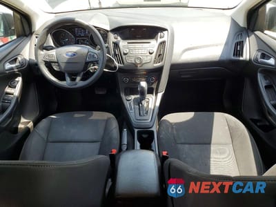Zdjęcie 8 z 12 samochodu: 2016 FORD FOCUS SE VIN:1FADP3K27GL358773 - miniatura
