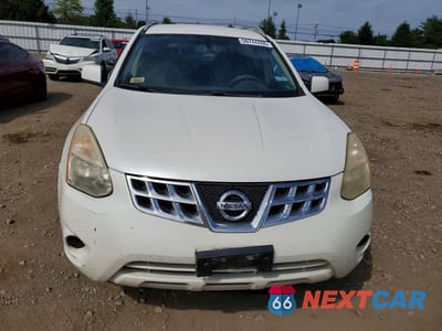 Piąte zdjęcie samochodu w środku: 2012 NISSAN ROGUE S VIN:JN8AS5MV1CW389058 - miniatura