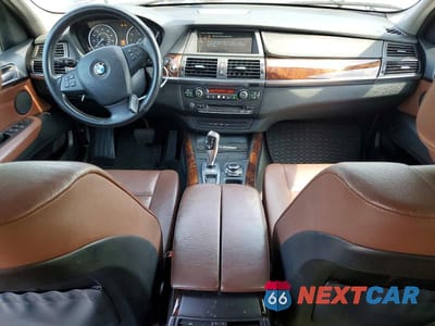 Zdjęcie 8 z 13 samochodu: 2013 BMW X5 XDRIVE35I VIN:5UXZV4C52D0G53489 - miniatura