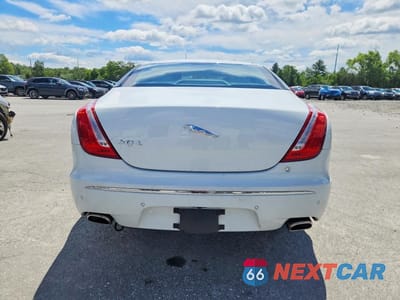 Zdjęcie 6 z 12 samochodu: 2012 JAGUAR XJL VIN:SAJWA2GB2CLV37256 - miniatura