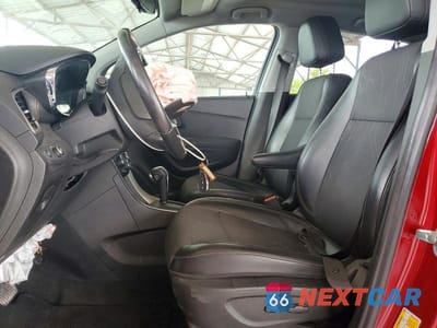Zdjęcie 7 z 12 samochodu: 2019 CHEVROLET TRAX 1LT VIN:3GNCJLSBXKL259831 - miniatura
