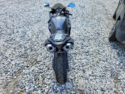 Zdjęcie 6 z 8 samochodu: 2014 YAMAHA YZFR1 VIN:JYARN23E6EA017667 - miniatura