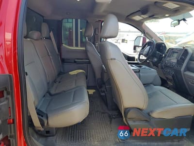 Zdjęcie 10 z 12 samochodu: 2017 FORD F350 CHSCB VIN:1FD8X3GT4HEE22430 - miniatura