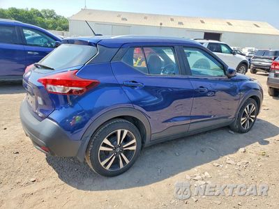 Trzecie zdjęcie samochodu z tyłu: 2019 NISSAN KICKS SV VIN:3N1CP5CU7KL499201 - miniatura