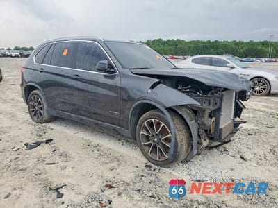 Czwarte zdjęcie samochodu z boku: 2017 BMW X5 XDRIVE35I VIN:5UXKR0C55H0U50212 - miniatura
