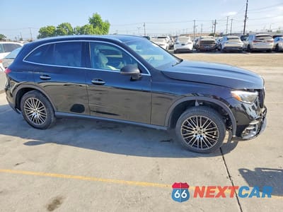 Czwarte zdjęcie samochodu z boku: 2024 MERCEDES-BENZ GLC 300 VIN:W1NKM4GB5RF184382 - miniatura