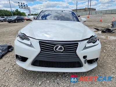 Piąte zdjęcie samochodu w środku: 2016 LEXUS IS 300 VIN:JTHCM1D2XG5009500 - miniatura