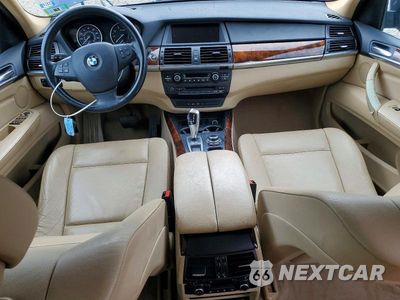 Zdjęcie 8 z 13 samochodu: 2013 BMW X5 XDRIVE35I VIN:5UXZV4C53D0B16176 - miniatura
