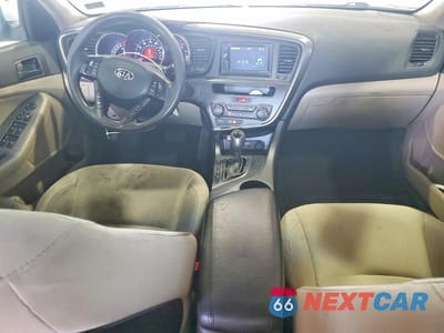 Zdjęcie 8 z 12 samochodu: 2013 KIA OPTIMA LX VIN:5XXGM4A71DG161080 - miniatura