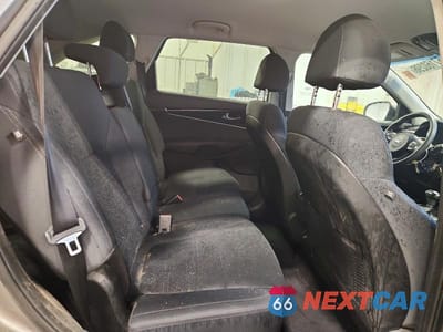 Zdjęcie 10 z 12 samochodu: 2018 KIA SORENTO LX VIN:5XYPGDA36JG432050 - miniatura