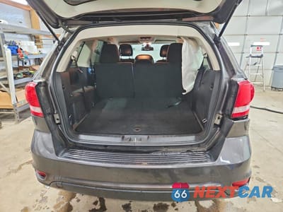 Zdjęcie 6 z 13 samochodu: 2019 DODGE JOURNEY SE VIN:3C4PDCBB6KT758806 - miniatura