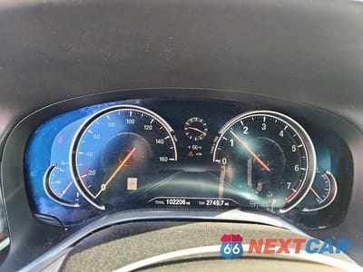 Zdjęcie 9 z 13 samochodu: 2018 BMW 750 I VIN:WBA7F0C54JGM22962 - miniatura