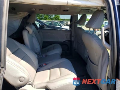 Zdjęcie 11 z 13 samochodu: 2019 TOYOTA SIENNA XLE 8-PASSENGER VIN:5TDYZ3DC3KS016501 - miniatura