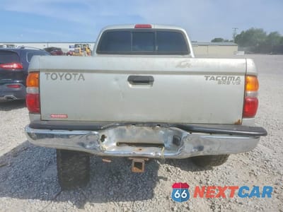 Zdjęcie 6 z 12 samochodu: 2004 TOYOTA TACOMA DOUBLE CAB VIN:5TEHN72N94Z329629 - miniatura
