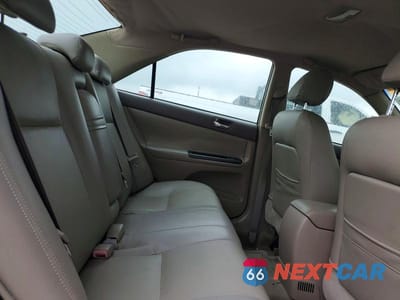 Zdjęcie 10 z 13 samochodu: 2005 TOYOTA CAMRY LE VIN:4T1BE32K65U639568 - miniatura