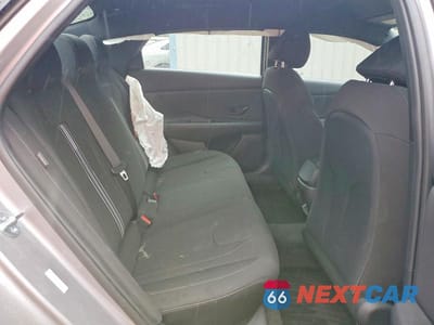 Zdjęcie 10 z 12 samochodu: 2025 HYUNDAI ELANTRA SEL SPORT VIN:KMHLM4DG2SU074902 - miniatura