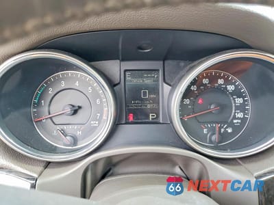 Zdjęcie 9 z 13 samochodu: 2011 JEEP GRAND CHEROKEE LAREDO VIN:1J4RR4GG7BC673063 - miniatura