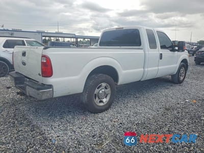 Trzecie zdjęcie samochodu z tyłu: 2011 FORD F250 SUPER DUTY VIN:1FT7X2AT4BEB05225 - miniatura