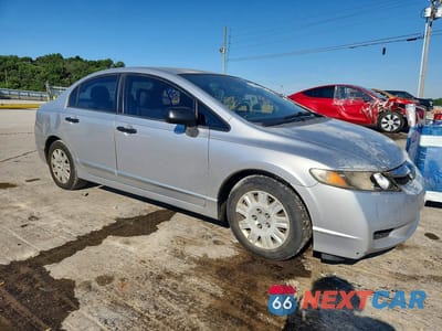 Czwarte zdjęcie samochodu z boku: 2010 HONDA CIVIC VP VIN:2HGFA1F36AH310506 - miniatura
