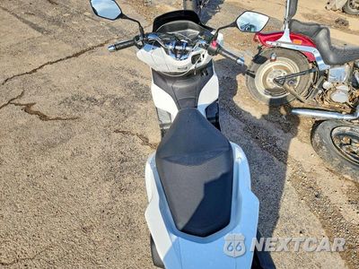 Zdjęcie 6 z 9 samochodu: 2022 HONDA WW150 VIN:RLHKF4702NY100288 - miniatura
